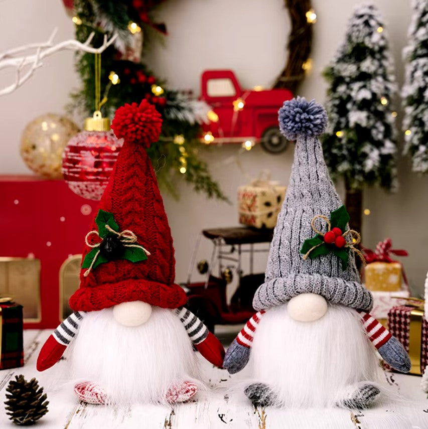 Knitted Christmas Gnomes