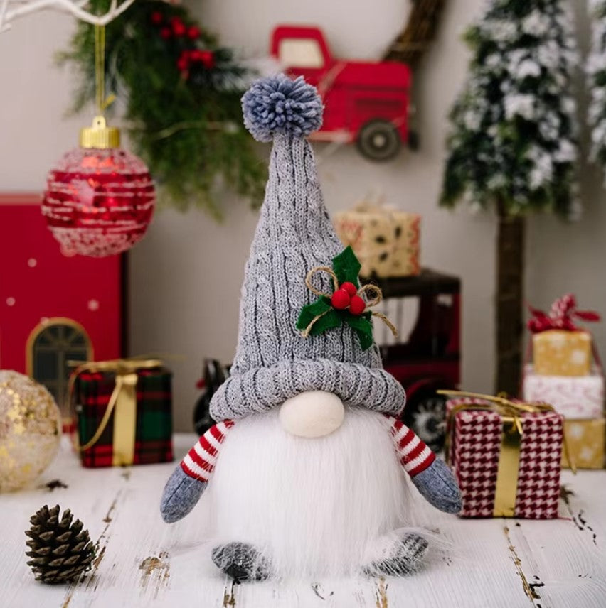 Knitted Christmas Gnomes