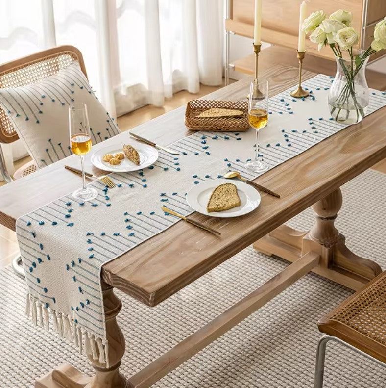 Khloe Table Runner